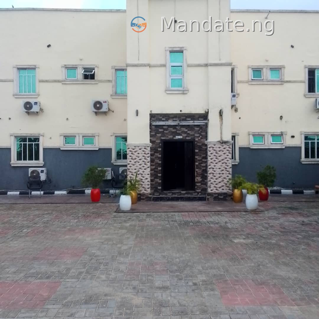 3 Bedroom Apartment for Rent in Oniru Estate, Lagos For Rent in off Palace Road, Oniru Estate, Lagos Oniru Oniru Lagos photo 2