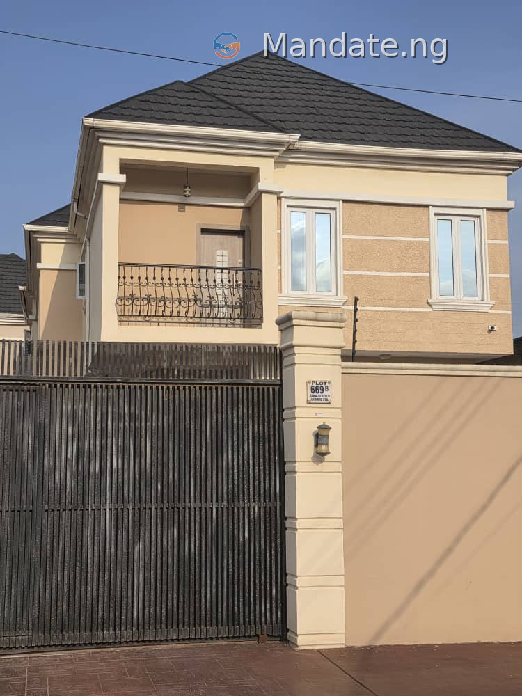 5-bedroom fully detached duplex for sale in Omole Phase 2 For Sale in in Omole Phase 2 Omole Lagos photo 1