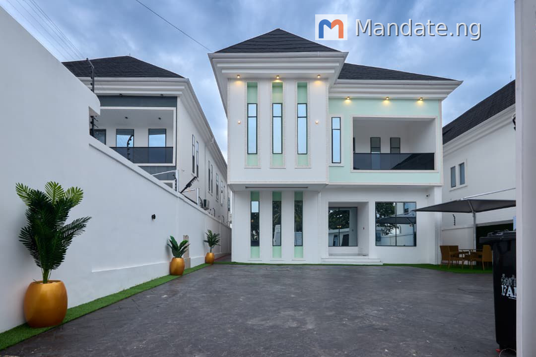 4 Bedroom Terrace Duplex Off Ogudu Road For Sale in OFF OGUDU ROAD Ogudu Lagos photo 1