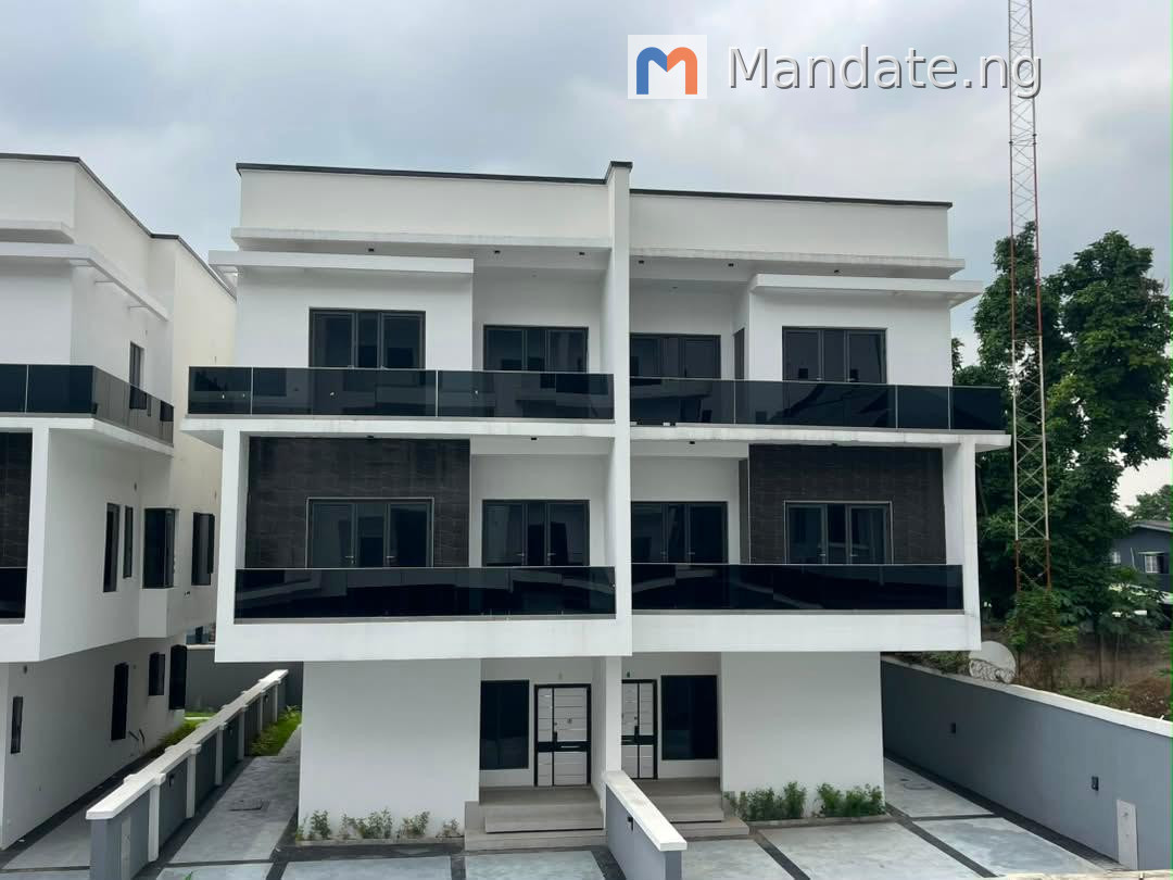 Luxury 5-Bedroom Semi-Detached Duplex for Sale in Ikeja GRA For Sale in in Ikeja GRA IKEJA GRA Ogudu GRA Lagos photo 3