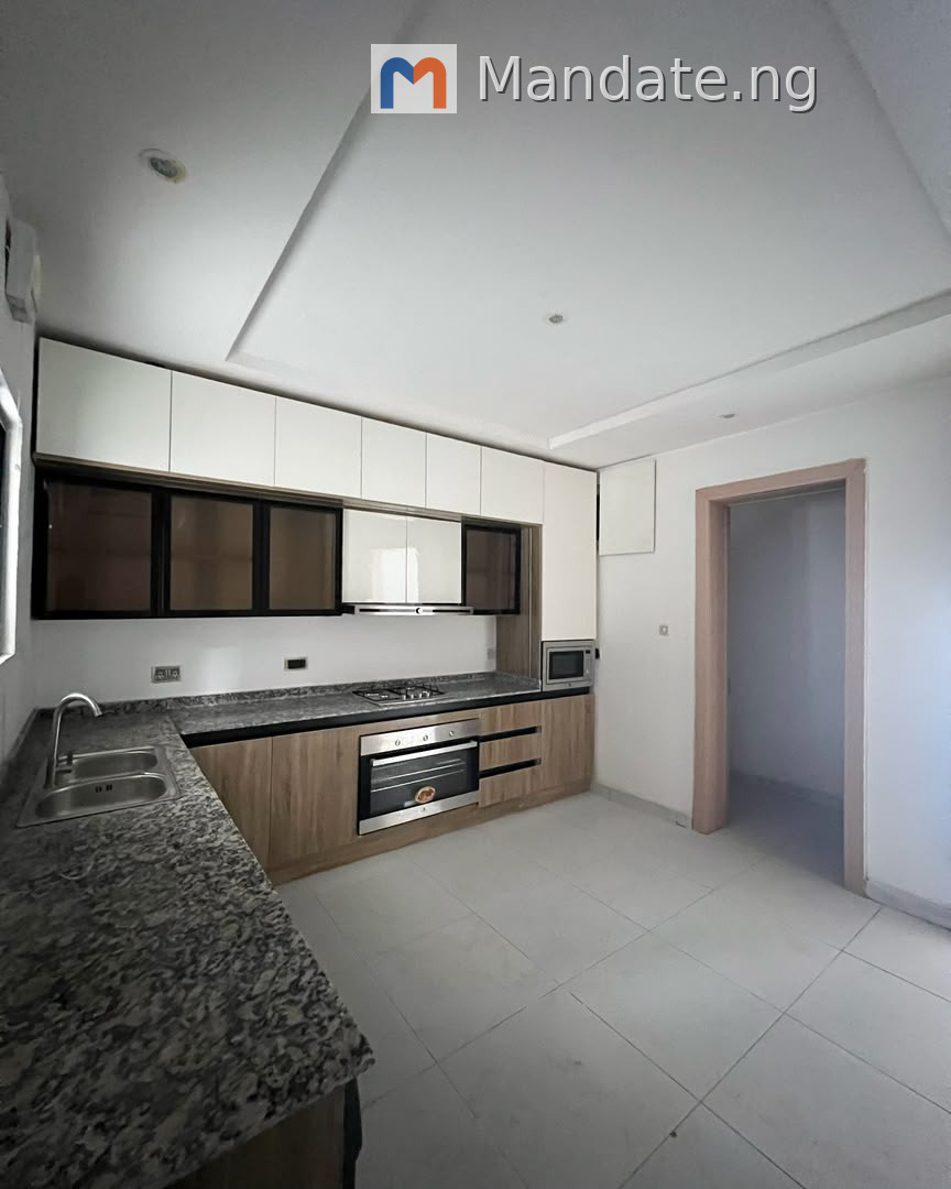 Ultra-Luxury 4 Bedroom Semi-Detached Duplex for Rent in Ikoyi For Rent in in Ikoyi, Lagos Ago Lagos photo 3