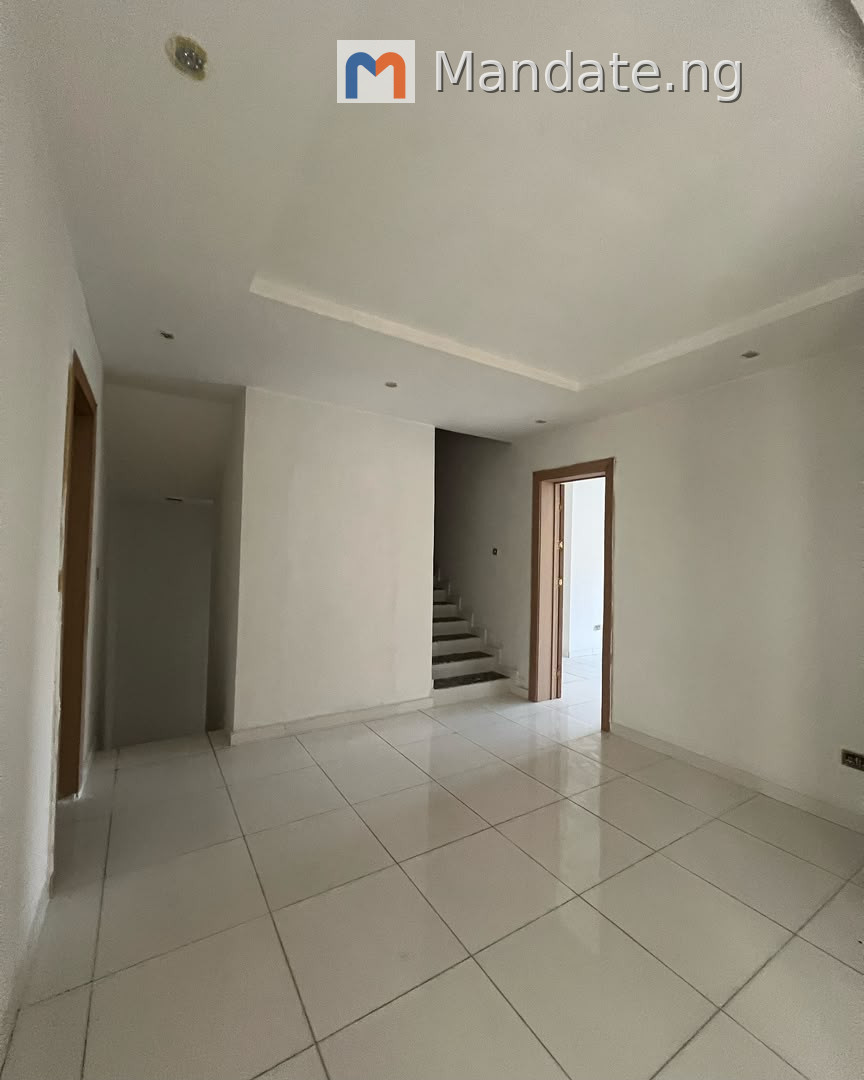 Ultra-Luxury 4 Bedroom Semi-Detached Duplex for Rent in Ikoyi For Rent in in Ikoyi, Lagos Ago Lagos photo 6