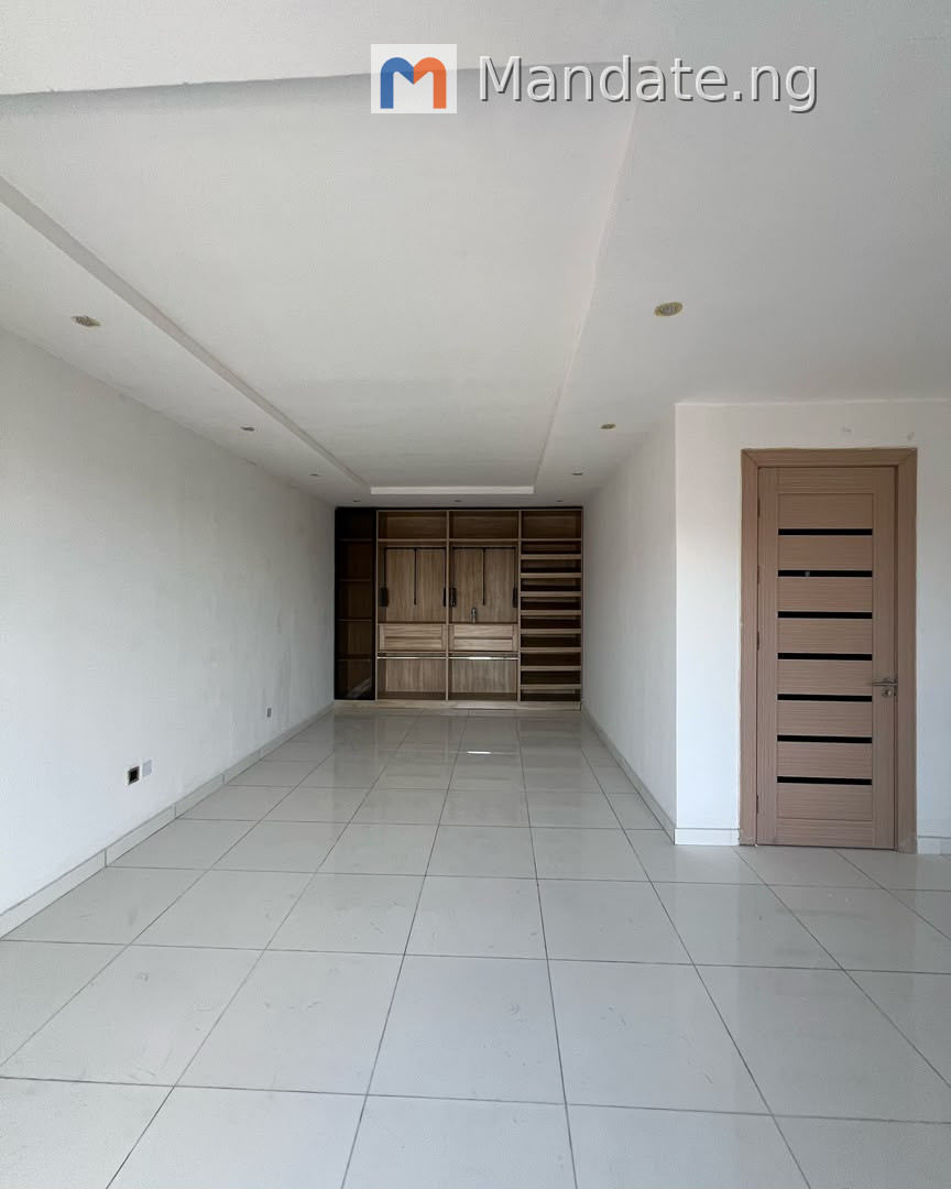 Ultra-Luxury 4 Bedroom Semi-Detached Duplex for Rent in Ikoyi For Rent in in Ikoyi, Lagos Ago Lagos photo 7