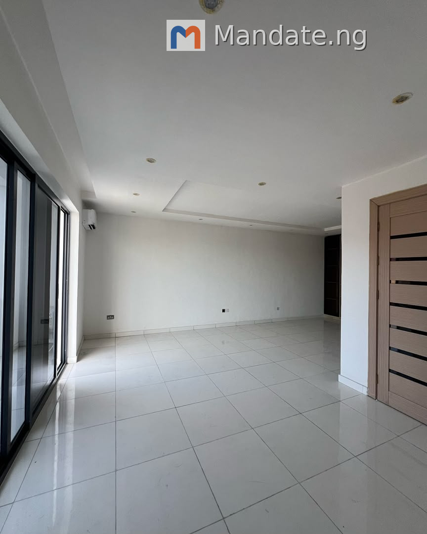 Ultra-Luxury 4 Bedroom Semi-Detached Duplex for Rent in Ikoyi For Rent in in Ikoyi, Lagos Ago Lagos photo 10