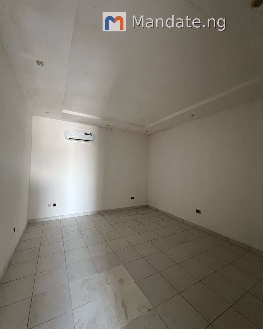 Ultra-Luxury 4 Bedroom Semi-Detached Duplex for Rent in Ikoyi For Rent in in Ikoyi, Lagos Ago Lagos photo 14