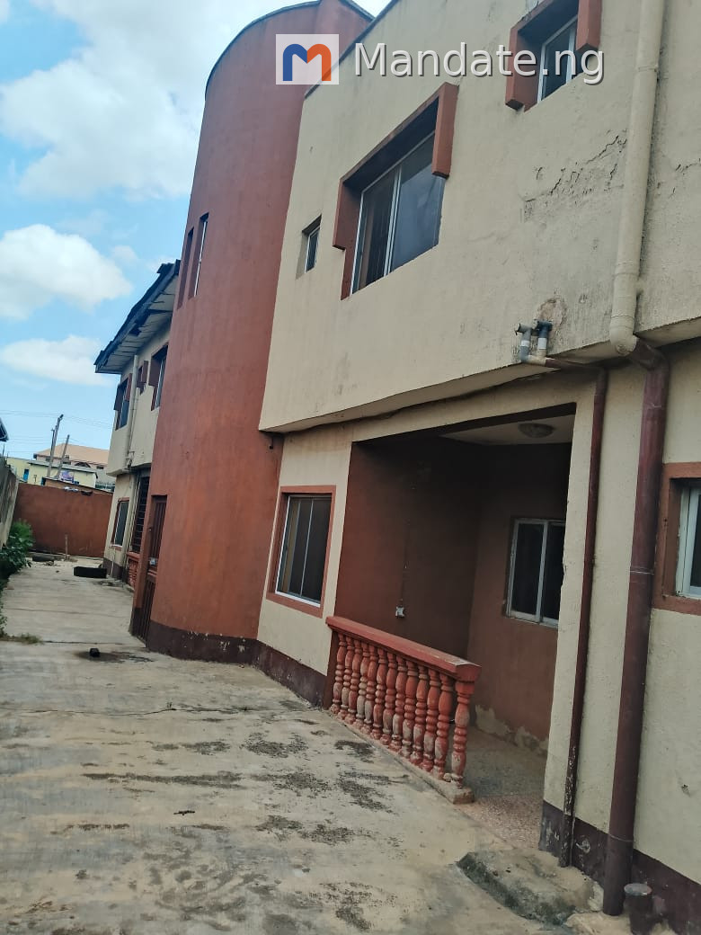 7 flats in Military Zone, Ejigbo, Lagos For Sale in Military Zone area Ejigbo, Lagos Ejigbo Lagos photo 1