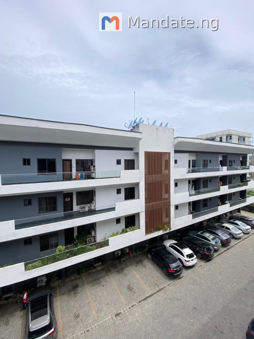 4 Units of 3 Bedroom Flats with BQ in Igbo Efon, Lekki For Sale in In A Private Estate At Igbo Efon, Lekki Igbo Efon Ago Lagos photo 5