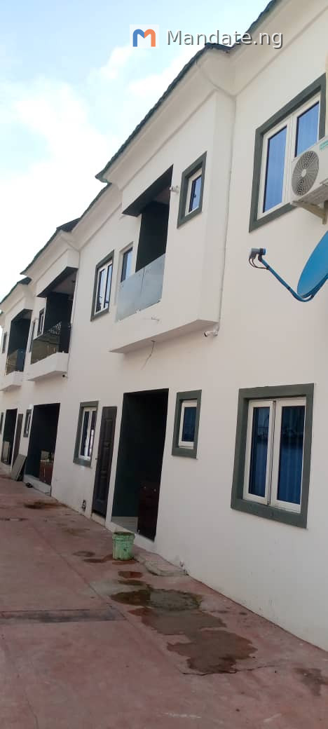 4 Units of 3 Bedroom Flats with BQ in Igbo Efon, Lekki For Sale in In A Private Estate At Igbo Efon, Lekki Igbo Efon Ago Lagos photo 16