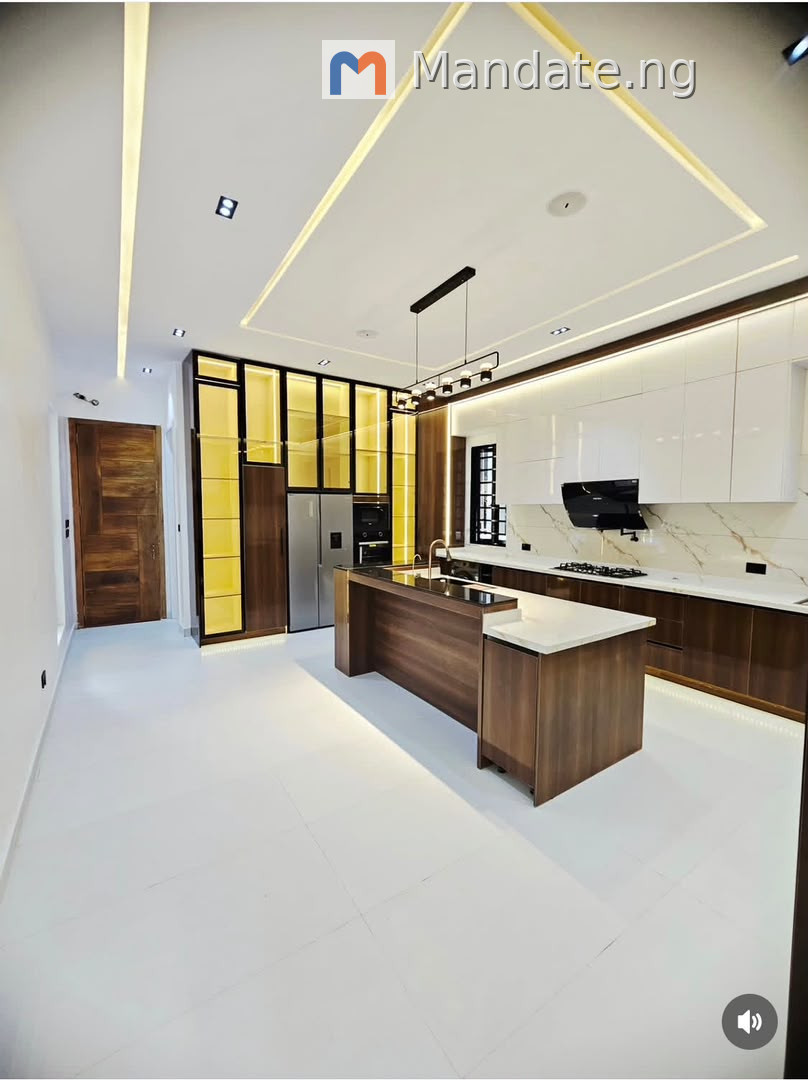 5-Bedroom Fully Detached Luxury Duplex in Lekki County For Sale in in Lekki County Lekki County Lekki Lagos photo 1