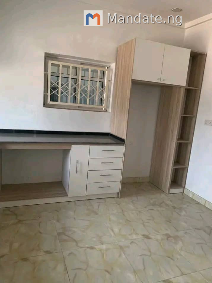 Modern Newly Built 4 Bedrooms Flat with Boys Quarters in Makurdi For Sale in After Navy Barracks Kanshio, Makurdi Kanshio Makurdi Benue photo 6