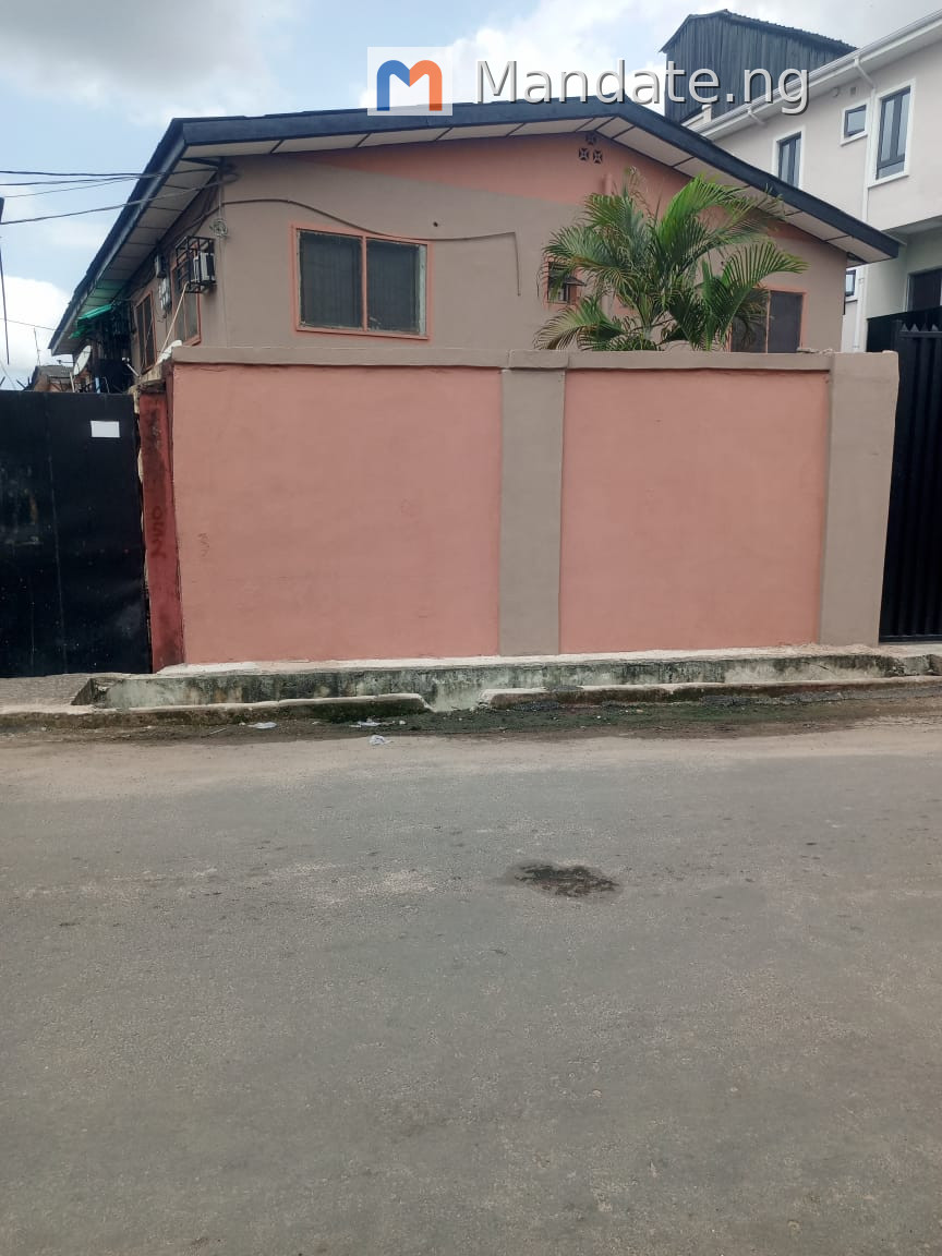 4 bedroom Terrace duplex with BQ off Orchid hotel road For Sale in off Orchid hotel road, Lekki Orchid Lagos photo 3