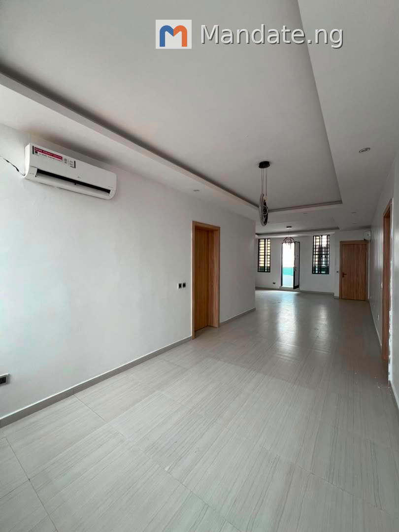 3 Bedroom Apartment with BQ for Rent in Ikate, Lekki For Rent in in Ikate, Lekki, Lagos Ikate Lekki Lagos photo 4