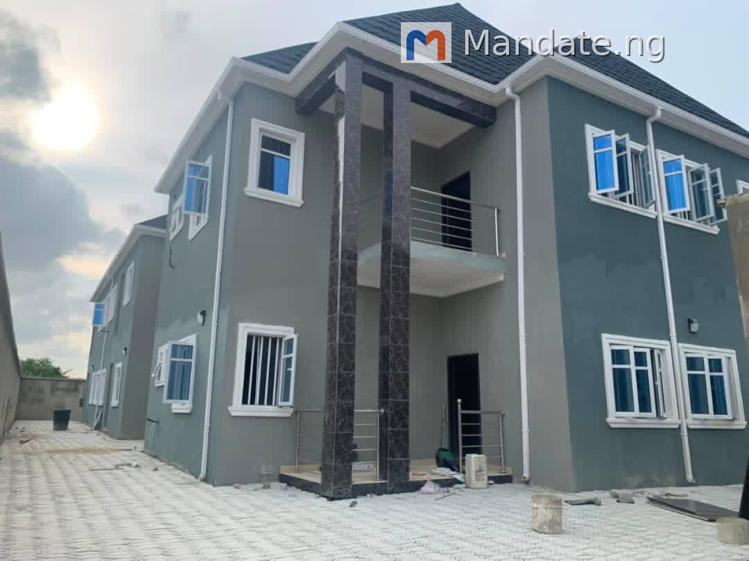 Six Units of 2 Bedroom Flats in Sangotedo For Sale in sun view estate sangotedo Sangotedo Ajah Lagos photo 2