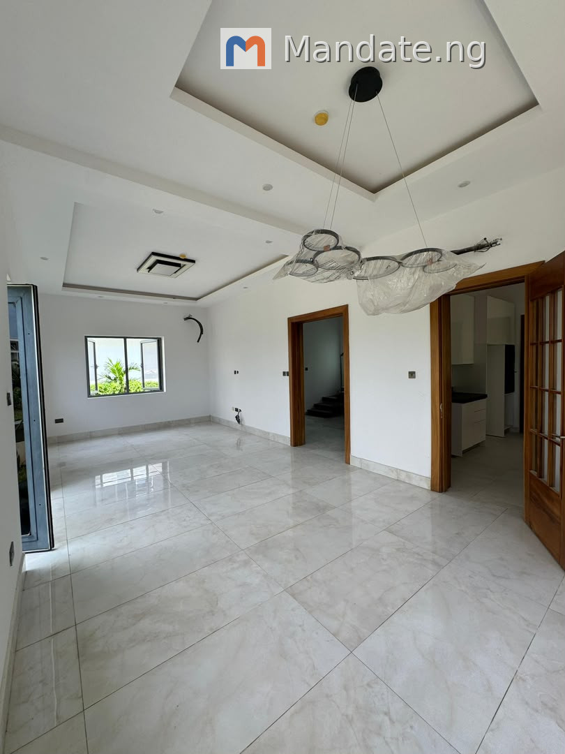 4 Bedroom Penthouse Duplex with BQ for Rent in Ikate, Lekki For Rent in in Cowrie Creek Estate, Ikate, Lekki Ikate Lekki Lagos photo 1