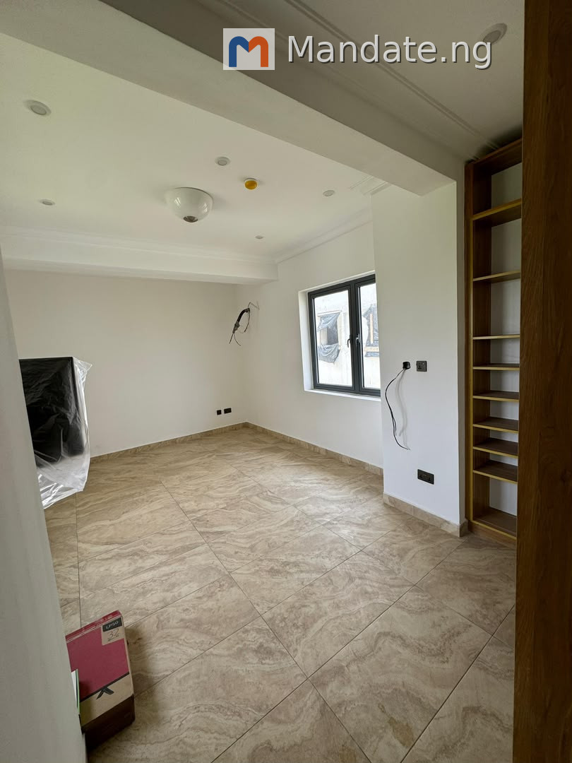 4 Bedroom Penthouse Duplex with BQ for Rent in Ikate, Lekki For Rent in in Cowrie Creek Estate, Ikate, Lekki Ikate Lekki Lagos photo 5