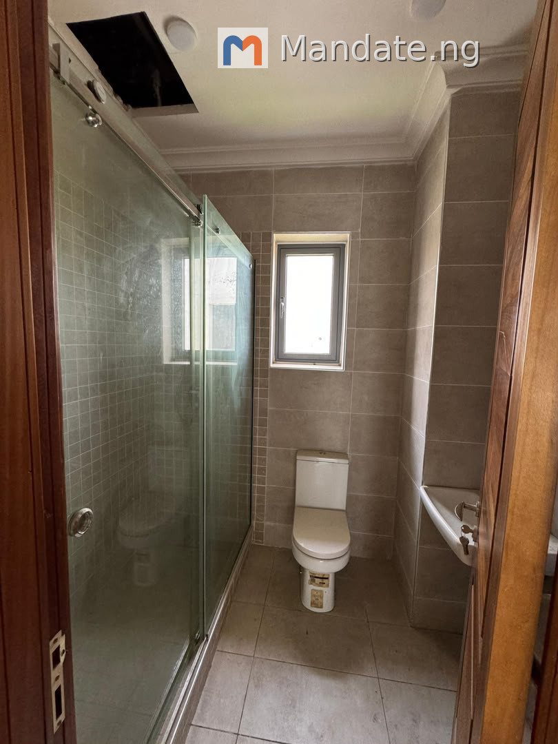 4 Bedroom Penthouse Duplex with BQ for Rent in Ikate, Lekki For Rent in in Cowrie Creek Estate, Ikate, Lekki Ikate Lekki Lagos photo 6