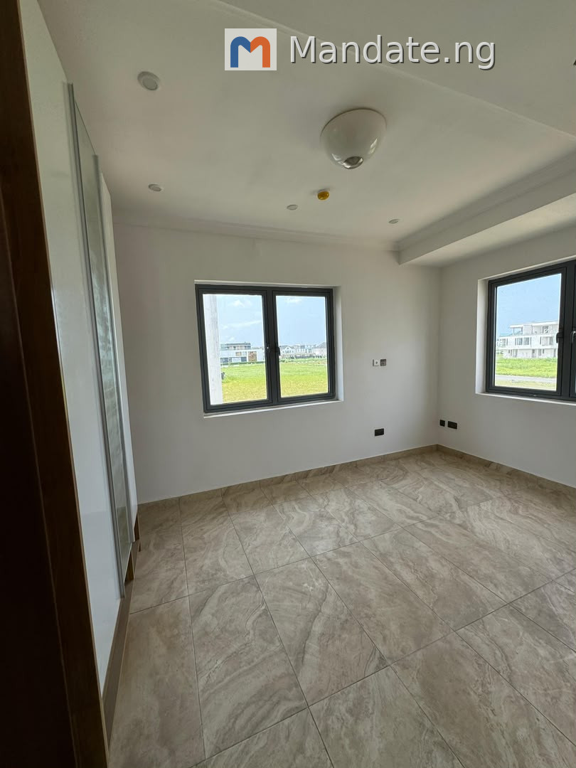 4 Bedroom Penthouse Duplex with BQ for Rent in Ikate, Lekki For Rent in in Cowrie Creek Estate, Ikate, Lekki Ikate Lekki Lagos photo 7