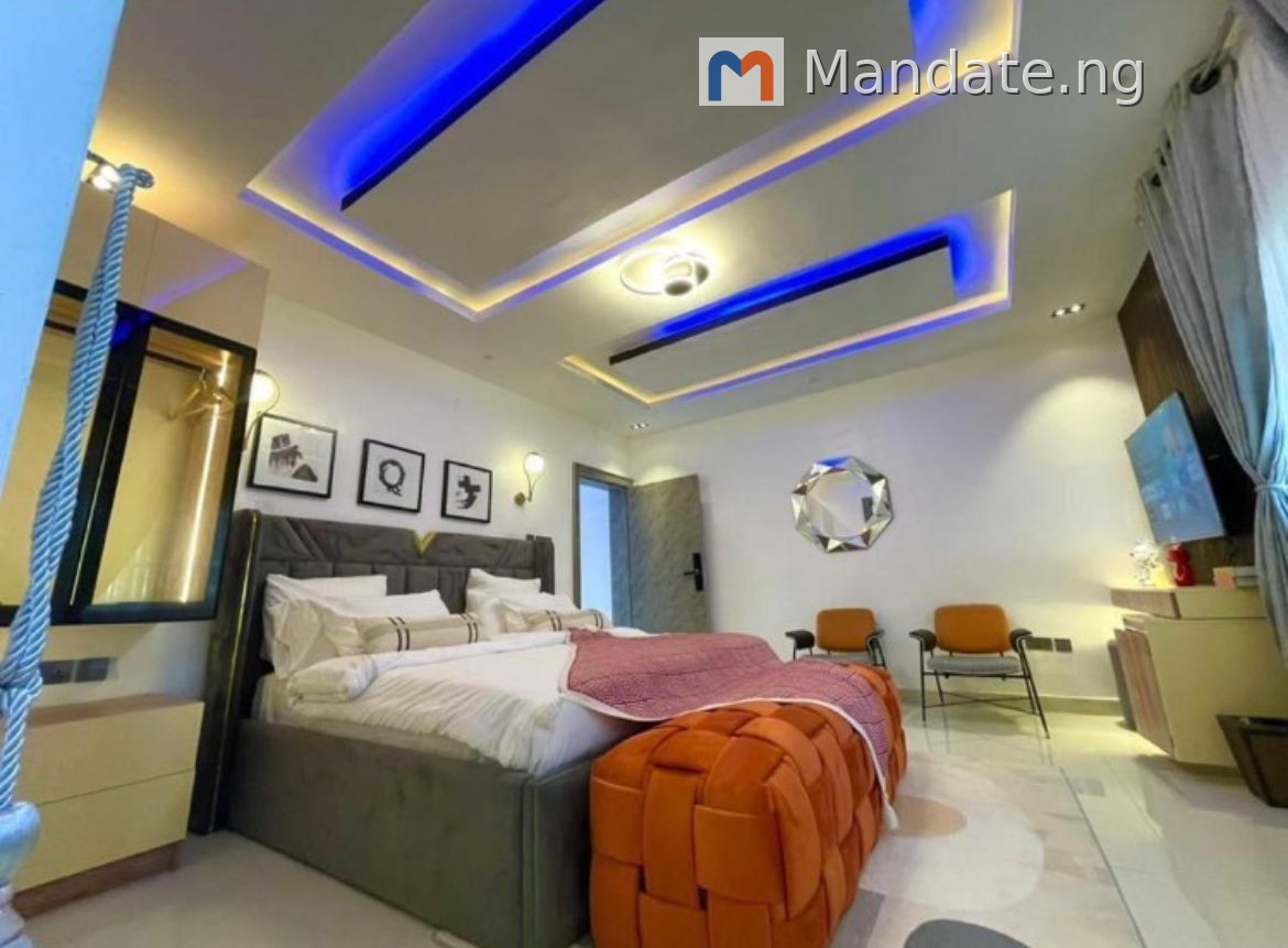 Fully Furnished Studio Apartment in Lekki Phase 1 (100% Ready) For Rent in in Lekki phase 1 Lekki Phase Lekki Lagos photo 1