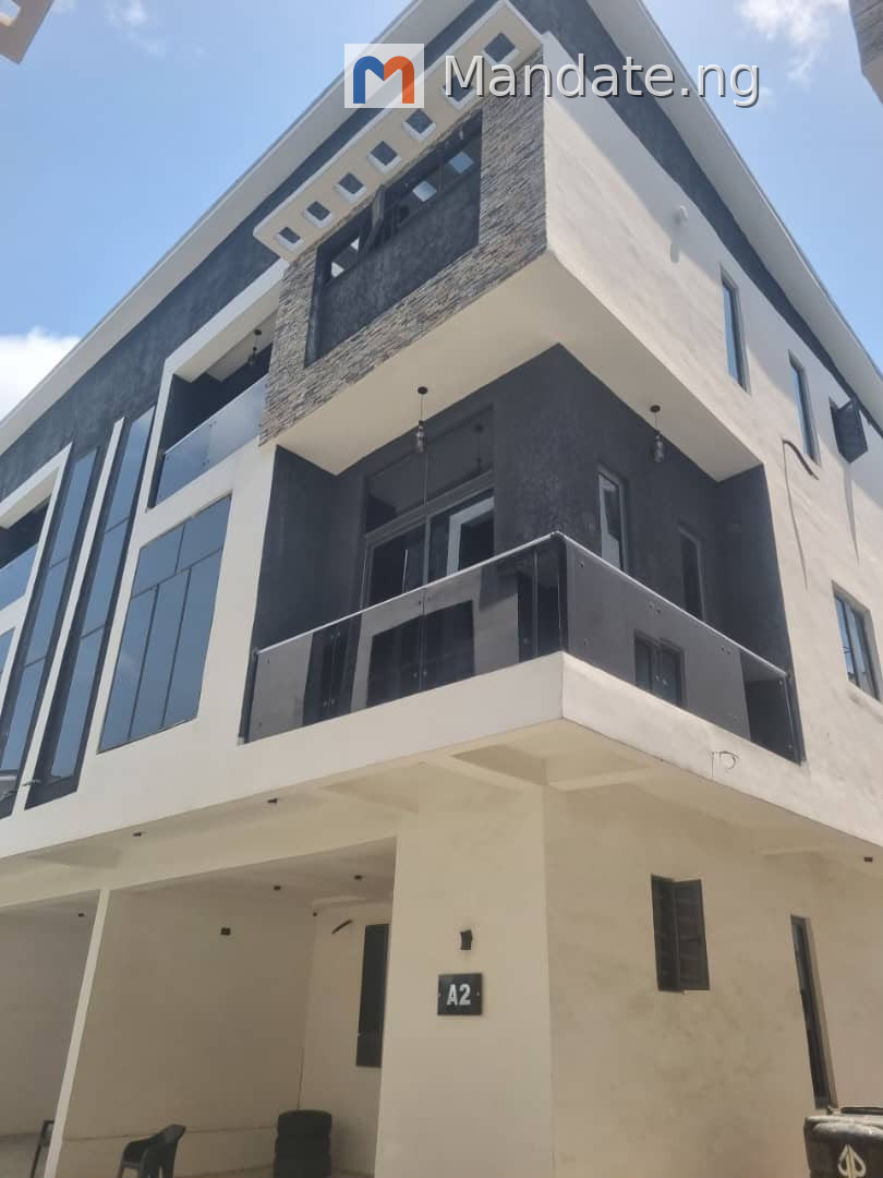 Luxury 4 Bedroom Semi-Detached Duplex with BQ for Sale in Ajah For Sale in Located at Sunshine Garden Estate Behind Blenco supermarket Sangotedo AJAH Sangotedo Ajah Lagos photo 3
