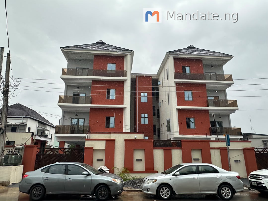 Luxury 4-Bedroom Apartment with BQ, Elevator & Smart Home Features in Ikeja GRA For Sale in in Ikeja GRA, Lagos IKEJA GRA Ogudu GRA Lagos photo 3