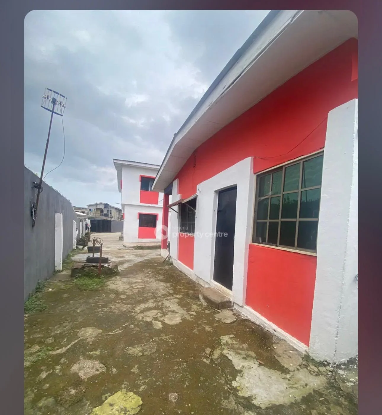 Block of 7 Flats for Sale – Off Ikotun–Igando Road, Lagos For Sale in Off Ikotun–Igando Road, Lagos Igando Lagos Island Lagos photo 3