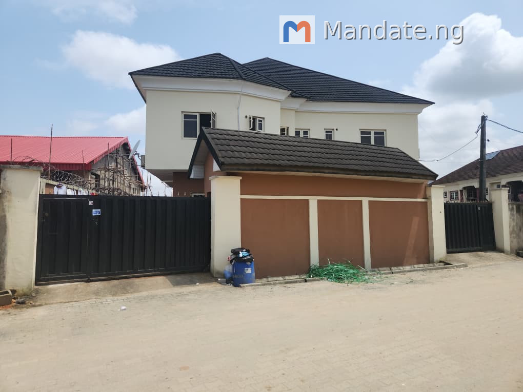 4 units of 3 Bedroom flat for sale in Runview Estate, Ajao Estate For Sale in in Runview Estate, Ajao Estate VI Ajao Estate Lagos photo 2