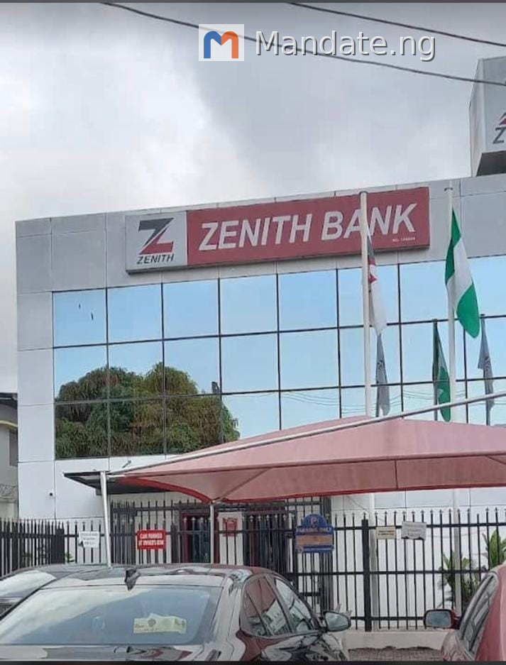 Commercial Property for Sale in Victoria Island For Sale in in Victoria Island Island Victoria Island (VI) Lagos photo 2