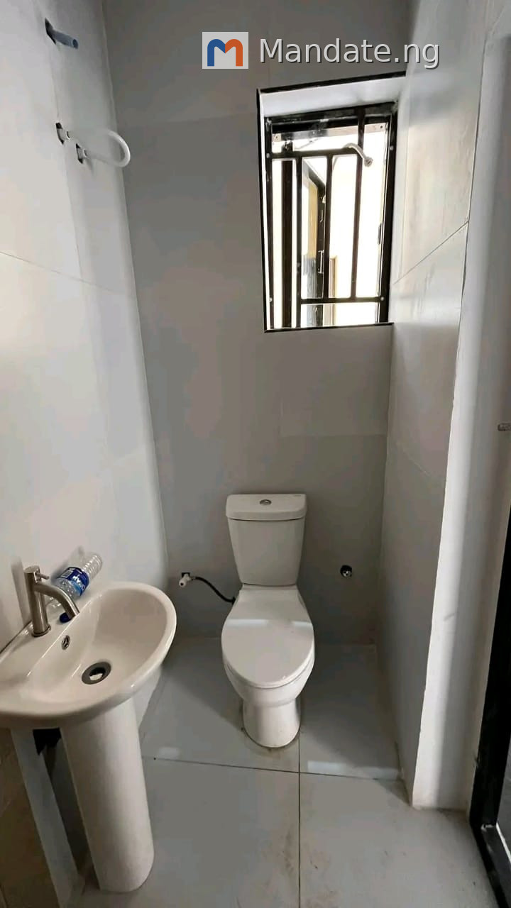 3 Bedrooms + BQ in Lekki Scheme 2 For Rent in in Lekki Scheme 2, Abraham Adesanya Adesanya Abraham Adesanya Lagos photo 2
