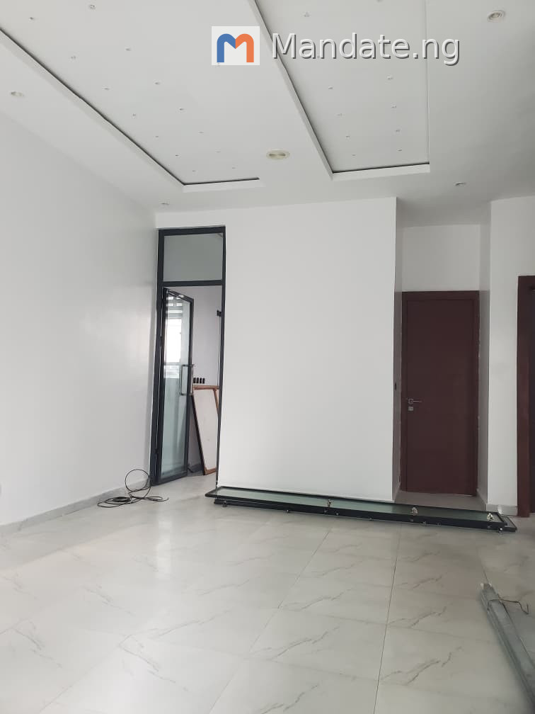 2 Bedroom Apartment for Sale in Ikate For Sale in Located At Ikate Inside An Estate On A ground Floor Ikate Lekki Lagos photo 2