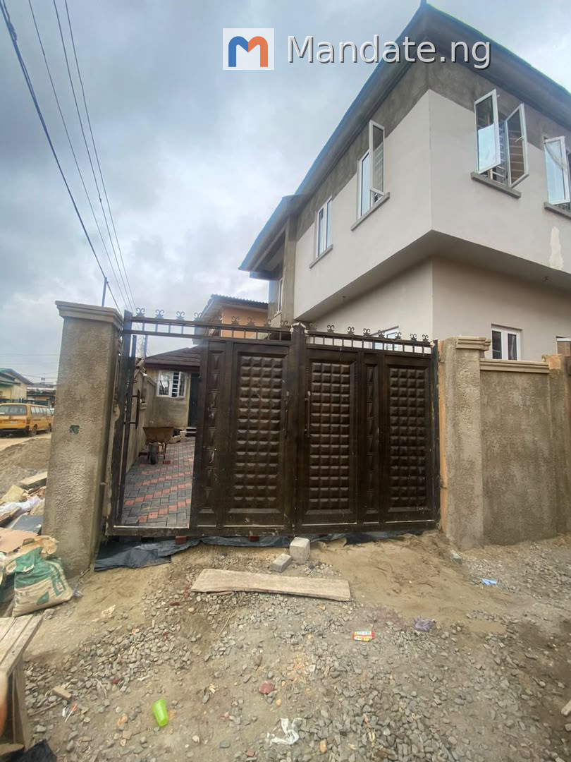 Exquisite & Modern 4-Bedroom Flat in Oworonsoki, Lagos For Sale in Oworonsoki, Lagos Oworonsoki Oworonshoki Lagos photo 1