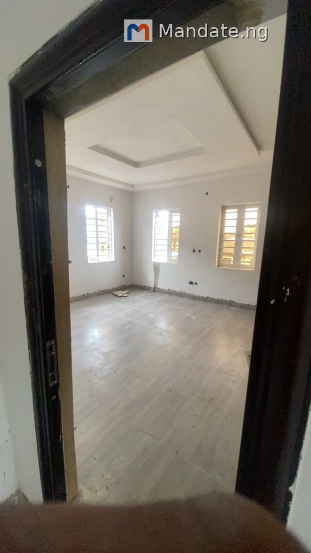 Exquisite & Modern 4-Bedroom Flat in Oworonsoki, Lagos For Sale in Oworonsoki, Lagos Oworonsoki Oworonshoki Lagos photo 2