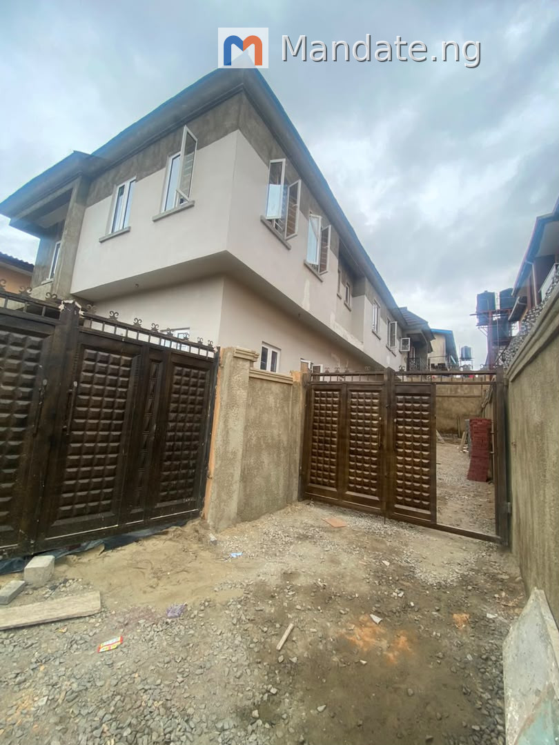 Exquisite & Modern 4-Bedroom Flat in Oworonsoki, Lagos For Sale in Oworonsoki, Lagos Oworonsoki Oworonshoki Lagos photo 4