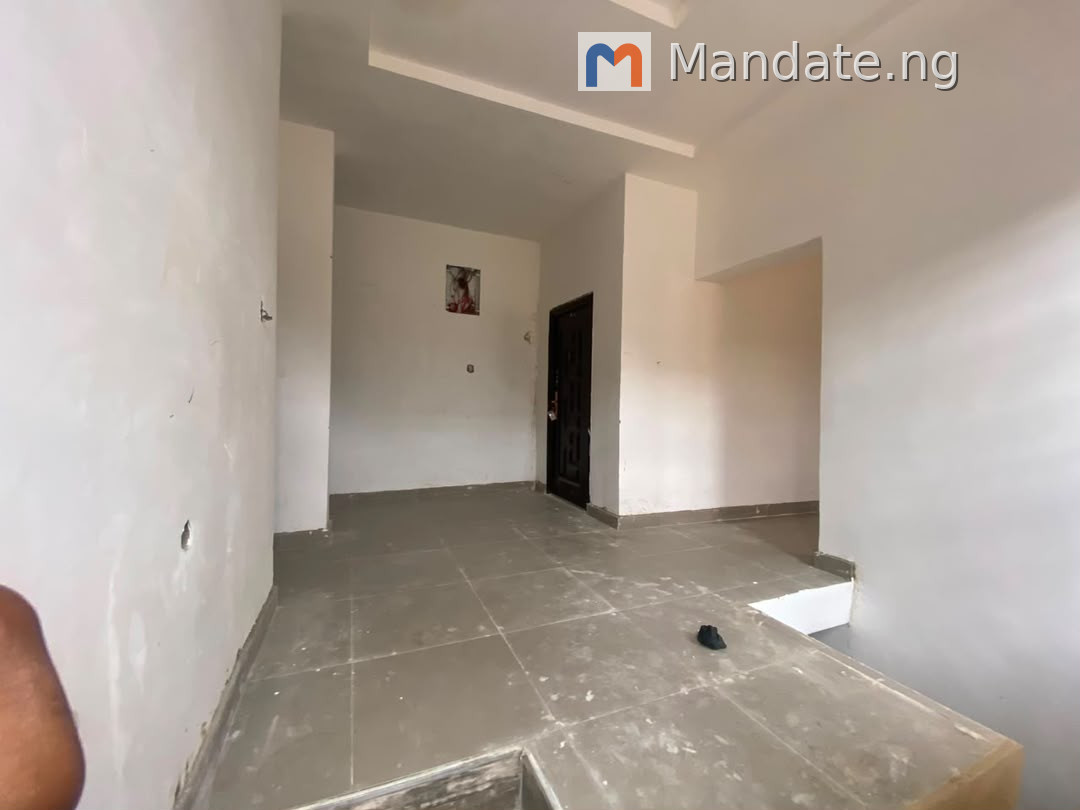 Exquisite & Modern 4-Bedroom Flat in Oworonsoki, Lagos For Sale in Oworonsoki, Lagos Oworonsoki Oworonshoki Lagos photo 6