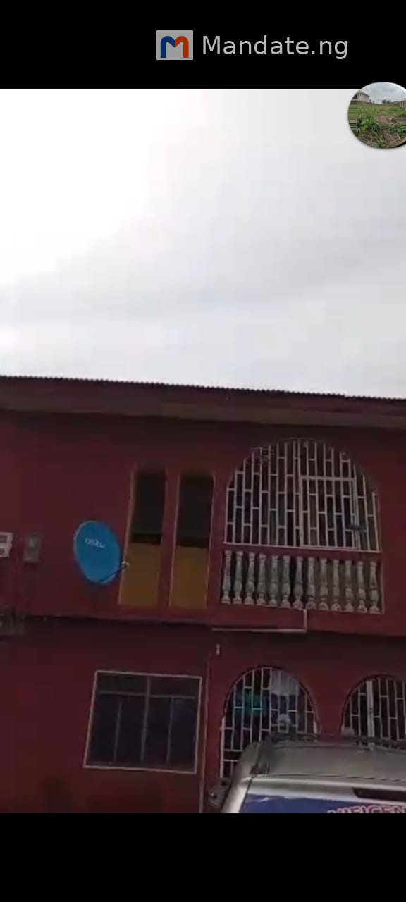 4 Bedroom Flats for Sale in Ikotun, Alimosho LGA For Sale in Opp Ikotun -Igando LCDA, Behind First Bank Plc, Ikotun Igando Alimosho Lagos photo 5
