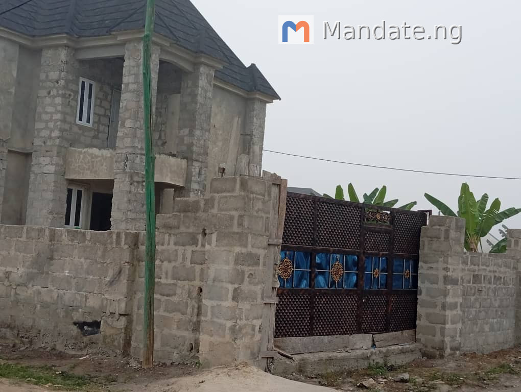 Mansion for Sale at Etereba Street, Ozoro For Sale in at Etereba Street, Ozoro Ozoro Delta photo 9