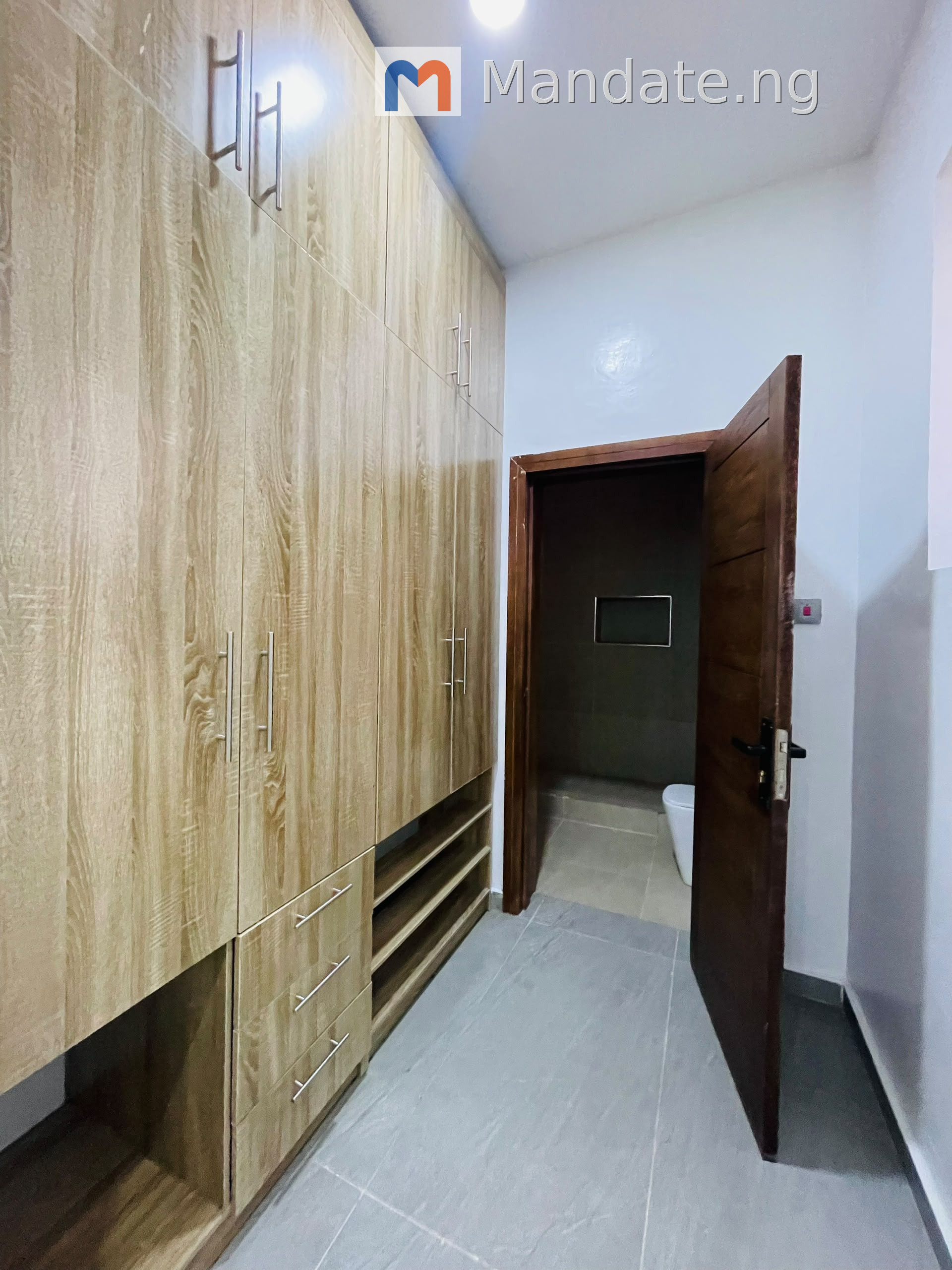 Newly Built 5 Bedroom Fully Detached Duplex in Magodo GRA Phase 2 For Sale in in Magodo GRA Phase 2, Lagos Isheri Olofin Lagos photo 3