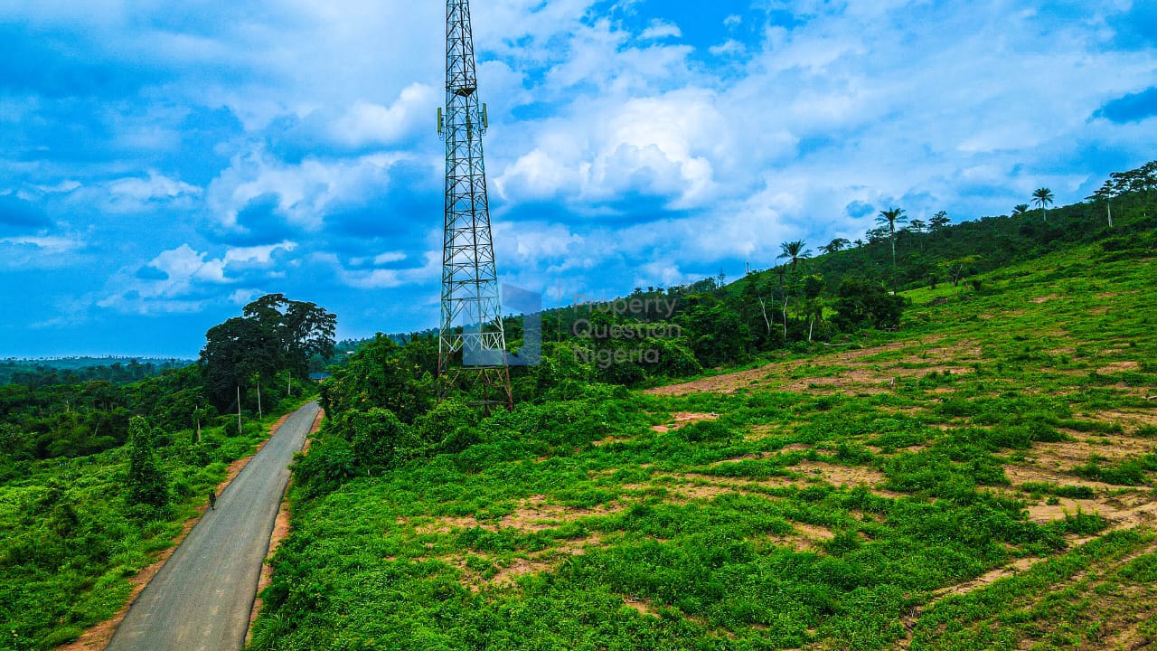 Land for Sale at Otunba Heritage Estate, Siun For Sale in in Siun, linking Shagamu Interchange and Lagos-Ibada Expressway Bada Oyo photo 2
