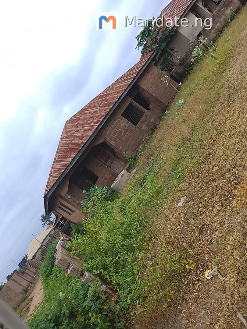 2-Bedroom Flat + Room & Parlour Self-Contain for Sale in Ilorin For Sale in Off Omowunmi Estate Road, After Afon Junction, Ogbodoroko, Ilorin Ilorin Kwara photo 1
