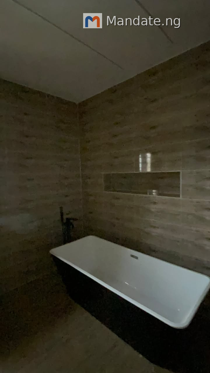 3 bedrooms semi detached duplex with BQ for sale in Kabusa Garden estate For Sale in in Kabusa Garden estate Kabusa Garden estate Kabusa FCT photo 4