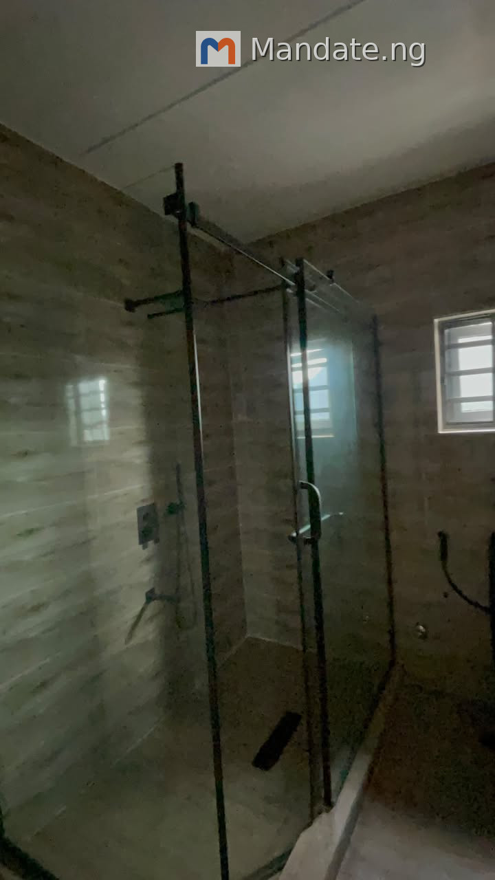 3 bedrooms semi detached duplex with BQ for sale in Kabusa Garden estate For Sale in in Kabusa Garden estate Kabusa Garden estate Kabusa FCT photo 5