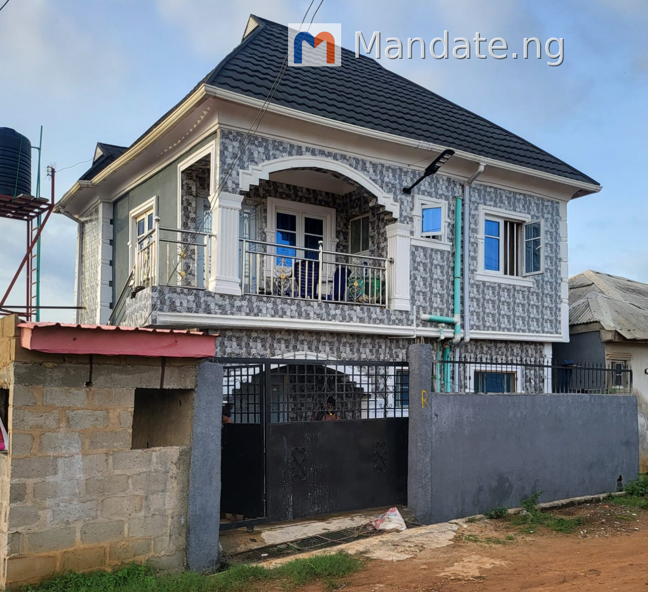 Beautiful & Solid Block of 8 Flats for Sale at Diamond Estate Command Ipaja For Sale in at Diamond Estate Command Ipaja, Lagos Command Ipaja Peace Estate Lagos photo 2