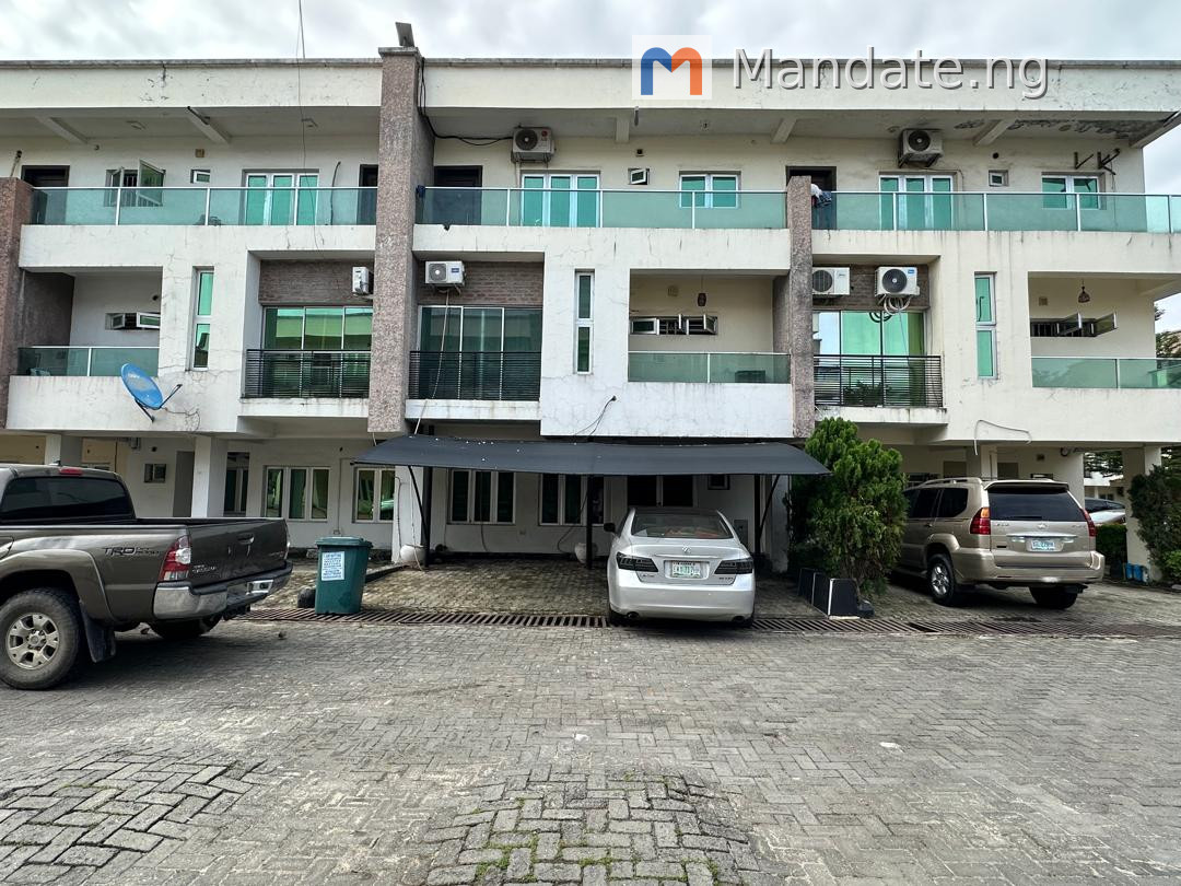 Lovely 4 Bedroom Terrace Duplex in Lekki Paradise Extension For Sale in in Lekki Paradise Extension, Lekki Isheri Olofin Lagos photo 1