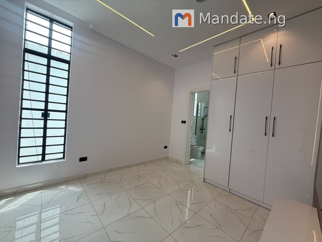 Exquisite Newly Built 5Bed Fully Detached Duplex +bq in Ajah For Sale in in General Paint, Ajah, Lagos Isheri Olofin Lagos photo 1