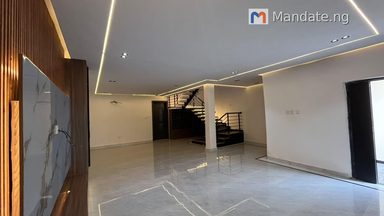 Brand new three bedroom terrace + bq for rent For Rent in in Lekki scheme 2 Abraham Adesanya Adesanya Abraham Adesanya Lagos photo 12