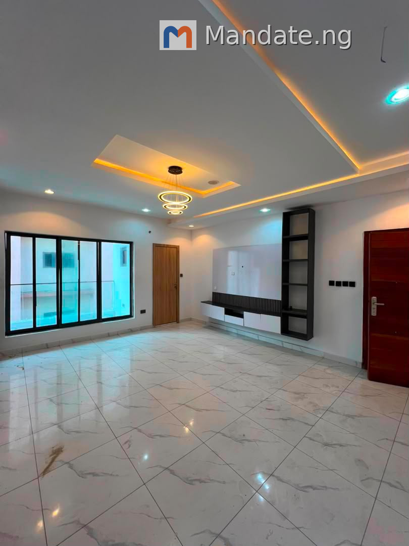2 Bedroom Apartment for Rent in Ilasan, Lekki For Rent in in Ilasan, Ikate, Lekki, Lagos Ilasan Ikate Lekki Lagos photo 16