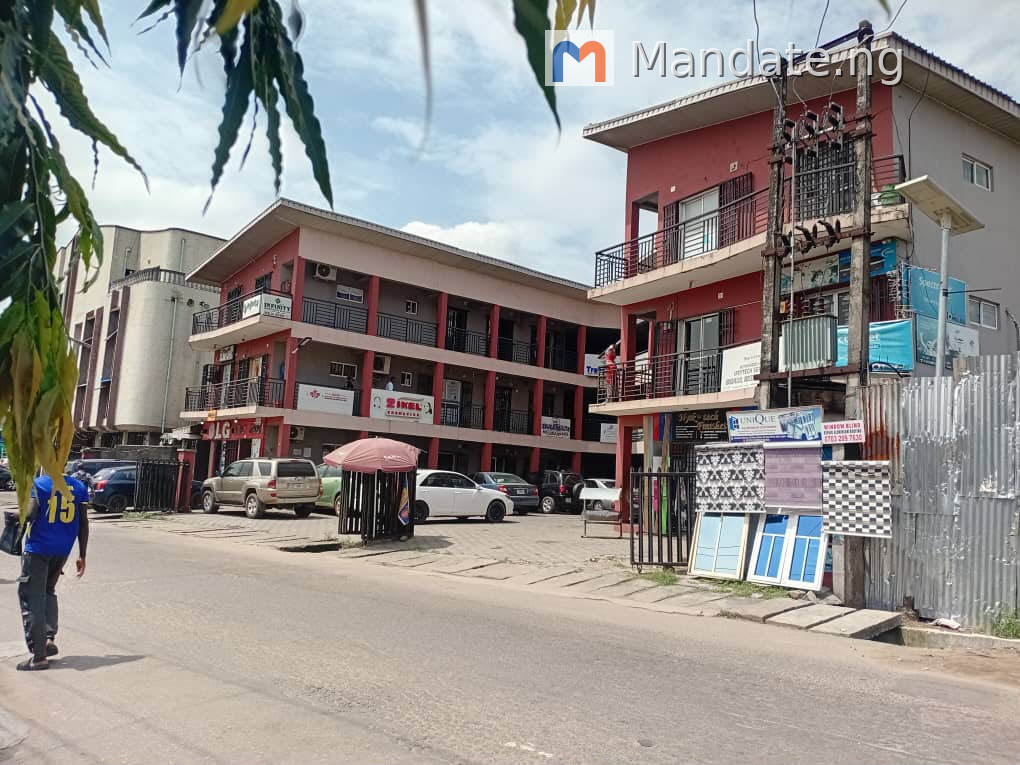 4 Units of 3-Bedroom Apartments for Sale in Magodo Phase 1 For Sale in in Magodo Phase 1, Lagos Magodo Phase 1 Magodo Lagos photo 6