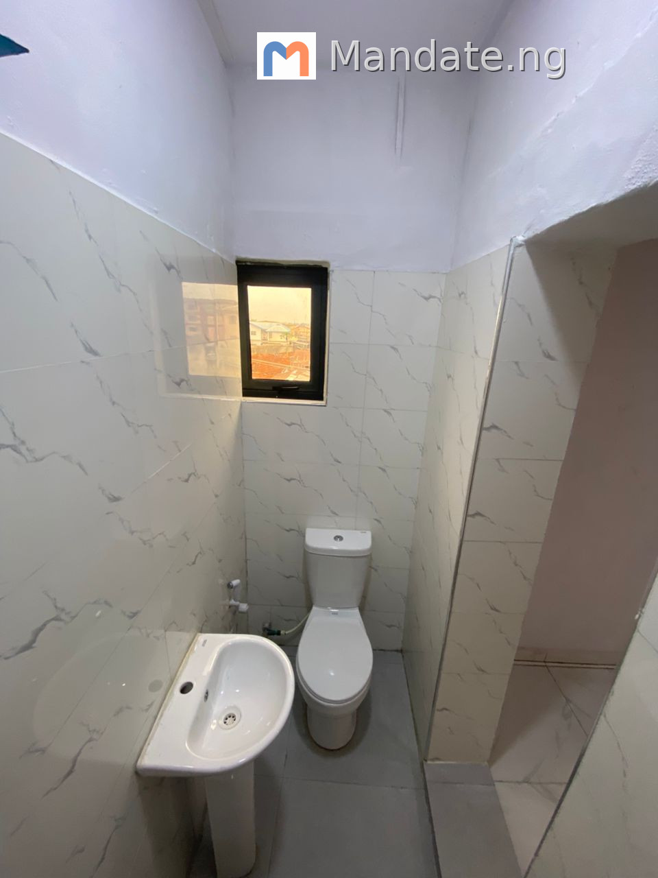 2 bedroom apartment at Jakande Estate For Rent in at Jakande Estate Jakande Lagos photo 3