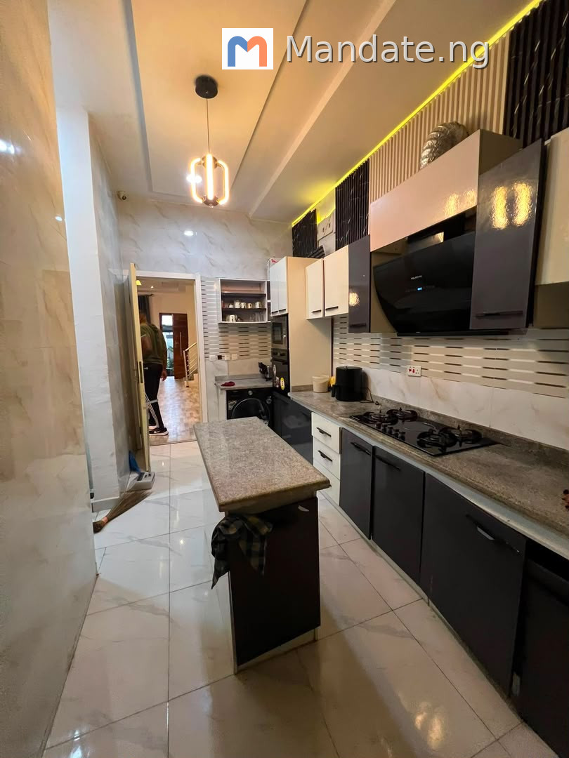 Luxury Fully Furnished Mini Flat for Rent in Lekki For Rent in at Orchid Road, Lekki Orchid Road, Lekki Orchid Lagos photo 2