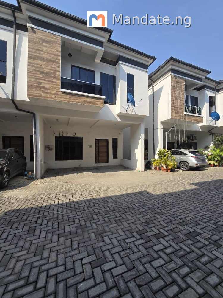 Up to 5 units of 40sqm space facing the road in Ajah-Sangotedo Lease in facing the Lekki-Epe Expressway, Beside Lagos Business School, Ajah-Sangotedo Sangotedo Ajah Lagos photo 1