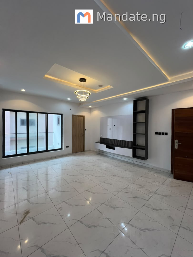 2 Bedroom Apartment for Rent in Ilasan, Lekki For Rent in in Ilasan, Ikate, Lekki, Lagos Ilasan Ikate Lekki Lagos photo 12